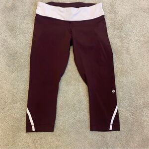 𝅺LULULEMON maroon light pink run inspire crop Capri leggings Sz 8